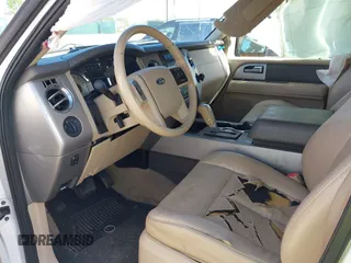 2011 Ford Expedition XLT с VIN 1FMJU1H58BEF02139, выставлен на аукционе IAAI как лот 42065356 с пробегом 144 103 миль миль и . История ставок и продаж доступна на DreamBid. Изображение 5.