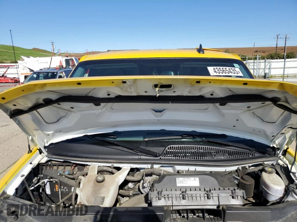 2023 Chevrolet Express Cargo with VIN 1GCWGAFP4P1160421, listed as a Copart auction lot 43565435 with 48,019 mi miles and Salvage title. Bid and sale history available at DreamBid. Image 7.