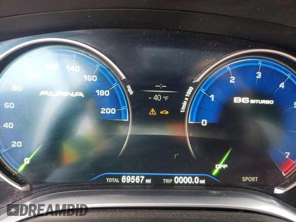2017 BMW 7 Series with VIN WBA7H6C32HG614368, listed as a Copart auction lot 50607035 with 69,567 mi miles and Salvage title. Bid and sale history available at DreamBid. Image 9.