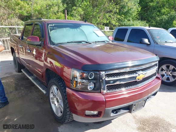2008 Chevrolet Silverado 1500 LTZ with VIN 2GCEK13Y481105759, listed as a IAAI auction lot 41992739 with 110,122 mi miles. Bid and sale history available at carsss.com. Image 1.