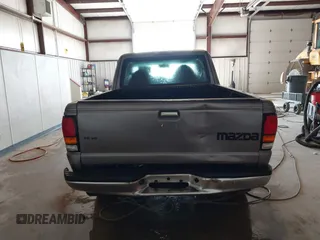 2000 Mazda B-Series 2WD Truck DS with VIN 4F4YR16V8YTM09723, listed as a IAAI auction lot 41365401 with 170,351 mi miles. Bid and sale history available at carsss.com. Image 16.