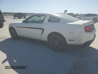 2011 Ford Mustang V6 with VIN 1ZVBP8AM9B5155900, listed as a Copart auction lot 50009795 with 81,051 mi miles and Salvage Title. Bid and sale history available at carsss.com. Image 2.
