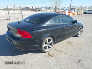2011 Volvo C70 with VIN YV1672MC1BJ120614, listed as a IAAI auction lot 41495297 with 148,875 mi miles. Bid and sale history available at carsss.com. Image 4.