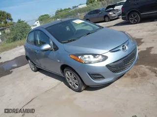2013 Mazda Mazda2 Sport with VIN JM1DE1KZ1D0168109, listed as a IAAI auction lot 42087910 with 30,638 mi miles. Bid and sale history available at carsss.com. Image 1.