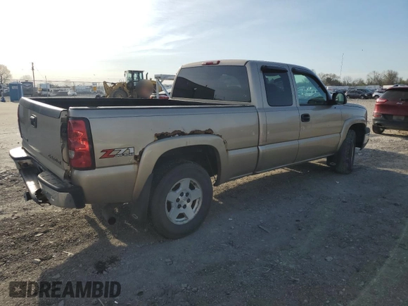 2004 Chevrolet Silverado 1500 Z71 with VIN 2GCEK19T041164152, listed as a Copart auction lot 54296785 with 195,494 mi miles and Salvage Title. Bid and sale history available at DreamBid. Image 3.