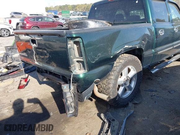 2007 Chevrolet Silverado 1500 LS with VIN 2GCEC13V471149956, listed as a IAAI auction lot 41899072 with 151,537 mi miles and . Bid and sale history available at DreamBid. Image 6.