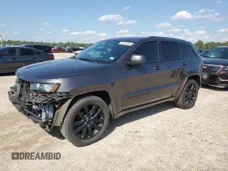2017 Jeep Grand Cherokee Laredo with VIN 1C4RJEAG1HC854339, listed as a Copart auction lot 50432985 with 113,079 mi miles and Salvage Title. Bid and sale history available at carsss.com. Image 1.
