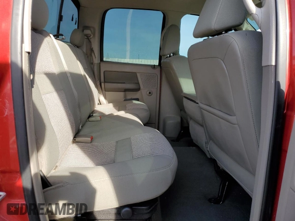 2008 Dodge 1500 ST z VIN 1D7HU18278J108209, wystawiony jako Copart lot #88547155 z przebiegiem 141 496 mil mil oraz Szkoda całkowita • Salvage title. Historia ofert i sprzedaży dostępna na DreamBid. Obrazek 10.