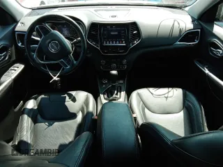 2020 Jeep Cherokee Limited with VIN 1C4PJMDX5LD621211, listed as a Copart auction lot 61768445 with 55,510 mi miles and Salvage title. Bid and sale history available at DreamBid. Image 8.