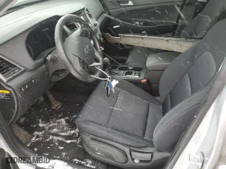 2017 Hyundai Tucson SE Plus with VIN KM8J33A44HU592534, listed as a Copart auction lot 43797175 with 64,012 mi miles and Salvage Title. Bid and sale history available at carsss.com. Image 7.
