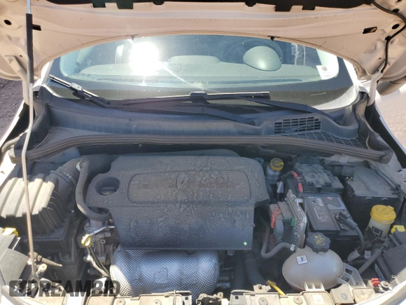2016 FIAT 500X Lounge with VIN ZFBCFXDT0GP487858, listed as a Copart auction lot 61306085 with 79,192 mi miles and Clean title. Bid and sale history available at DreamBid. Image 11.