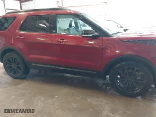2019 Ford Explorer XLT with VIN 1FM5K7D84KGA27717, listed as a IAAI auction lot 41281945 with 134,956 mi miles. Bid and sale history available at carsss.com. Image 14.