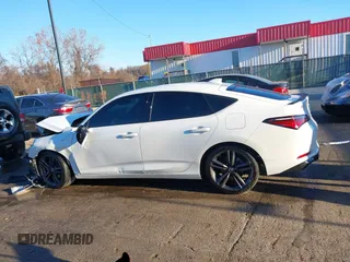2024 Acura Integra w/A-Spec Package z VIN 19UDE4H37RA022000, wystawiony jako IAAI lot #41027233 z przebiegiem 16 464 mil mil oraz . Historia ofert i sprzedaży dostępna na DreamBid. Obrazek 15.