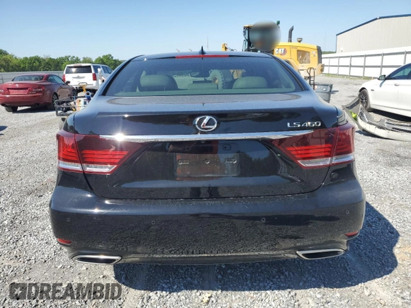 2015 Lexus LS 460 z VIN JTHBL5EF3F5137129, wystawiony jako Copart lot #54654675 z przebiegiem 62 489 mil mil oraz Szkoda całkowita • Salvage title. Historia ofert i sprzedaży dostępna na DreamBid. Obrazek 6.