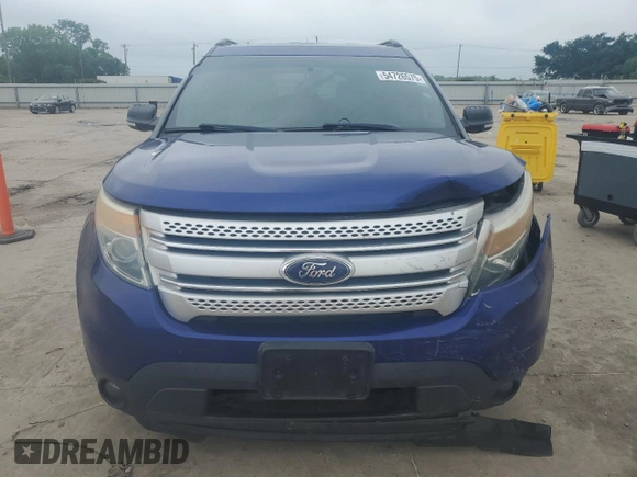 2013 Ford Explorer XLT z VIN 1FM5K7D82DGC05384, wystawiony jako Copart lot #54726575 z przebiegiem 136 588 mil mil oraz Szkoda całkowita • Salvage title. Historia ofert i sprzedaży dostępna na DreamBid. Obrazek 5.