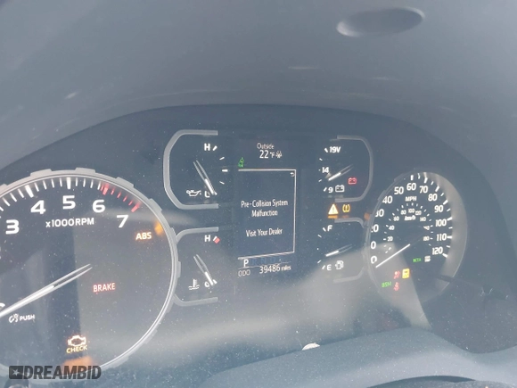 2019 Toyota Tundra 4WD SR5 with VIN 5TFDY5F17KX825602, listed as a IAAI auction lot 41368794 with 39,486 mi miles. Bid and sale history available at carsss.com. Image 7.