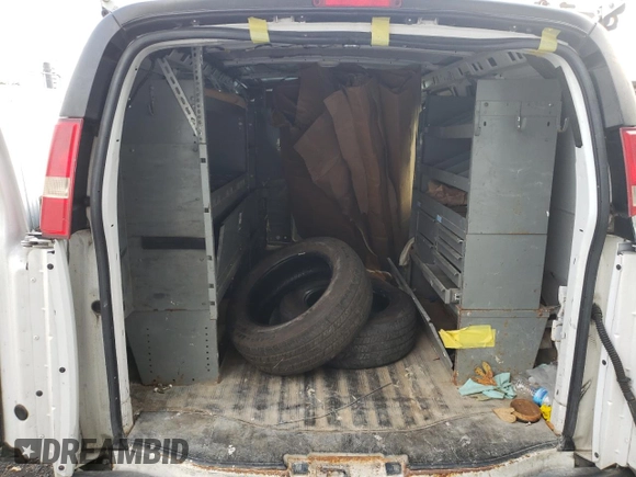 2013 Chevrolet Express Cargo z VIN 1GCZGTCG2D1192230, wystawiony jako Copart lot #73691204 z przebiegiem 170 078 mil mil oraz Szkoda całkowita • Salvage title. Historia ofert i sprzedaży dostępna na DreamBid. Obrazek 10.