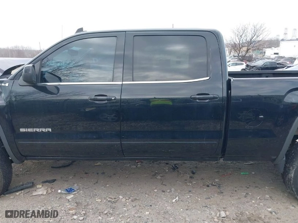 2015 GMC Sierra 1500 SLE with VIN 3GTU2UECXFG498833, listed as a IAAI auction lot 41718338 with NaN miles. Bid and sale history available at carsss.com. Image 13.