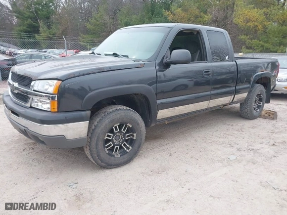 2003 Chevrolet Silverado 1500 LS with VIN 2GCEK19T131198891, listed as a IAAI auction lot 41984062 with 179,986 mi miles. Bid and sale history available at carsss.com. Image 2.