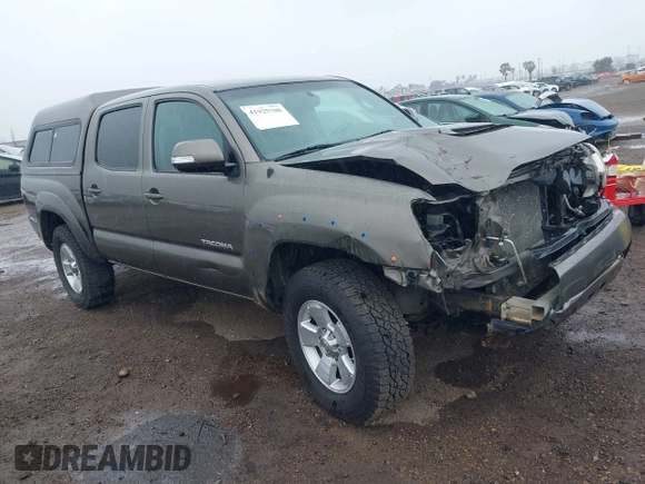 2014 Toyota Tacoma with VIN 5TFLU4EN6EX104410, listed as a IAAI auction lot 41925708 with 189,375 mi miles. Bid and sale history available at carsss.com. Image 1.
