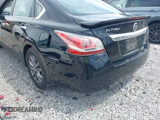 2015 Nissan Altima 2.5 z VIN 1N4AL3AP3FN917153, wystawiony jako IAAI lot #42270994 z przebiegiem 76 018 mil mil oraz . Historia ofert i sprzedaży dostępna na DreamBid. Obrazek 12.