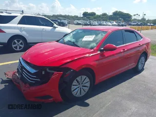 2019 Volkswagen Jetta S z VIN 3VWC57BUXKM029610, wystawiony jako IAAI lot #42334649 z przebiegiem 34 072 mil mil oraz . Historia ofert i sprzedaży dostępna na DreamBid. Obrazek 2.