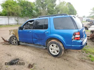 2010 Ford Explorer XLT with VIN 1FMEU6DE6AUA44030, listed as a Copart auction lot 50989715 with Not provided miles and Salvage title. Bid and sale history available at DreamBid. Image 2.