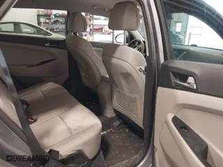 2018 Hyundai Tucson SEL with VIN KM8J3CA40JU752267, listed as a IAAI auction lot 41905074 with 87,481 mi miles. Bid and sale history available at carsss.com. Image 8.