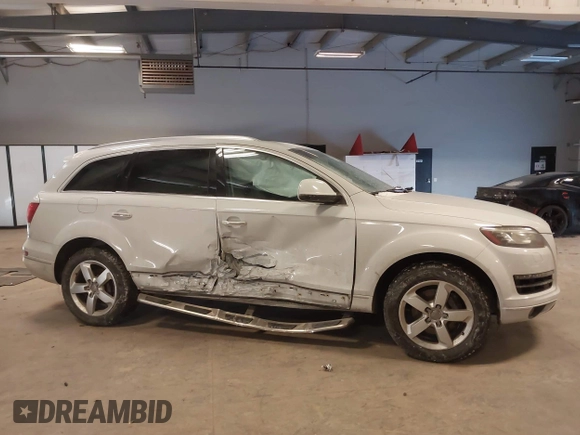 2013 Audi Q7 3.0T Premium Plus with VIN WA1LGAFE6DD004998, listed as a IAAI auction lot 41607118 with 1 mi miles. Bid and sale history available at carsss.com. Image 13.