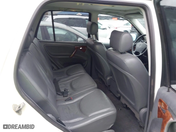 1999 Mercedes-Benz M-Class with VIN 4JGAB54E3XA141663, listed as a IAAI auction lot 41886982 with 196,503 mi miles. Bid and sale history available at carsss.com. Image 8.