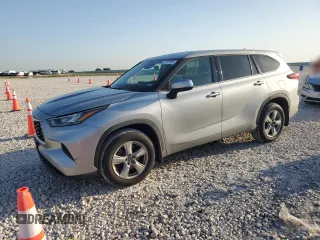 2020 Toyota Highlander L z VIN 5TDCZRBH8LS030357, wystawiony jako Copart lot #52775755 z przebiegiem 106 402 mil mil oraz Czysty tytuł • Clean title. Historia ofert i sprzedaży dostępna na DreamBid. Obrazek 1.