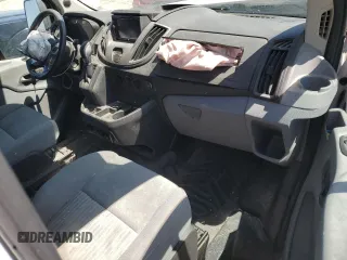 2016 Ford Transit Cargo z VIN 1FTYE1YM1GKA44590, wystawiony jako Copart lot #53102675 z przebiegiem 179 687 mil mil oraz Szkoda całkowita • Salvage title. Historia ofert i sprzedaży dostępna na DreamBid. Obrazek 8.