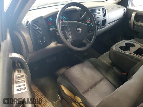 2010 Chevrolet Silverado 1500 LS with VIN 1GCSKREA6AZ107334, listed as a Copart auction lot 49225315 with 184,624 mi miles and Clean Title. Bid and sale history available at DreamBid. Image 8.