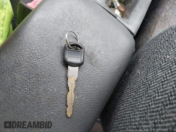 2004 Chevrolet Cavalier z VIN 1G1JC12F647134679, wystawiony jako IAAI lot #42238985 z przebiegiem 191 947 mil mil oraz . Historia ofert i sprzedaży dostępna na DreamBid. Obrazek 11.