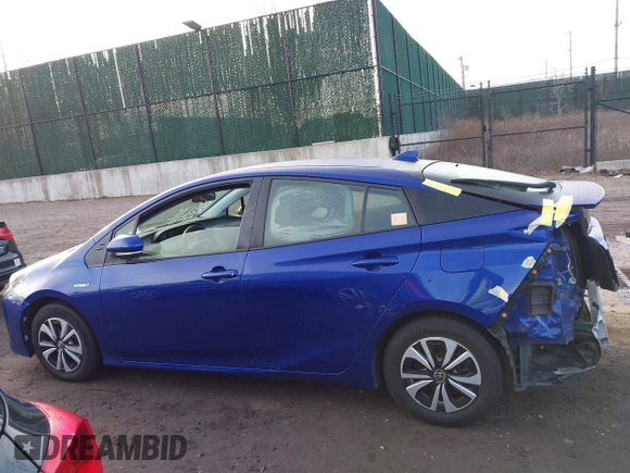 2016 Toyota Prius Two with VIN JTDKBRFU6G3519581, listed as a IAAI auction lot 41662291 with 125,802 mi miles and . Bid and sale history available at carsss.com. Image 15.