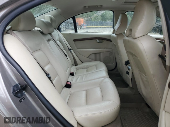 2008 Volvo S80 3.2L with VIN YV1AS982281056773, listed as a Copart auction lot 74117384 with 176,244 mi miles and Clean Title. Bid and sale history available at carsss.com. Image 10.