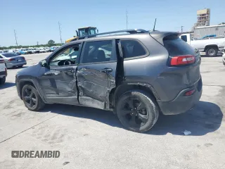 2018 Jeep Cherokee Latitude with VIN 1C4PJLCB4JD538320, listed as a Copart auction lot 52450105 with 82,674 mi miles and Salvage Title. Bid and sale history available at carsss.com. Image 2.