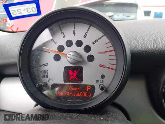 2011 MINI Hardtop with VIN WMWSU3C59BT097994, listed as a IAAI auction lot 42361216 with 138,074 mi miles and . Bid and sale history available at DreamBid. Image 7.