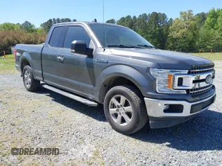 2019 Ford F-150 XL z VIN 1FTEX1C51KFA73506, wystawiony jako IAAI lot #42065274 z przebiegiem 144 397 mil mil oraz . Historia ofert i sprzedaży dostępna na DreamBid. Obrazek 1.