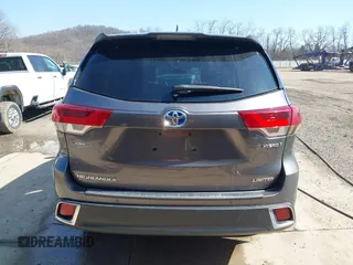 2018 Toyota Highlander Hybrid Limited with VIN 5TDDGRFHXJS043578, listed as a IAAI auction lot 41748700 with 25,937 mi miles and . Bid and sale history available at DreamBid. Image 17.
