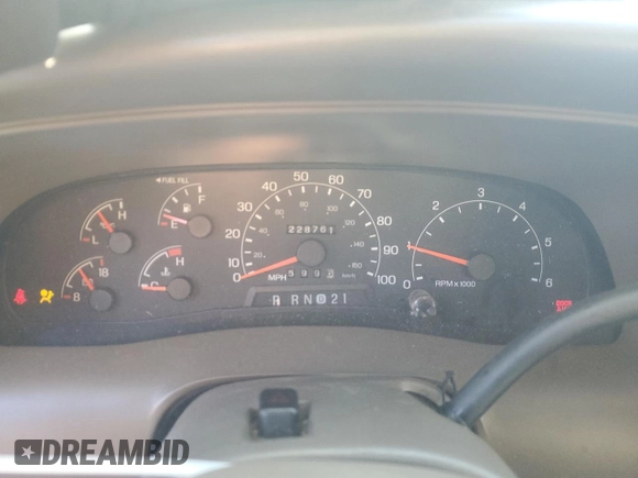 2001 Ford Excursion Limited с VIN 1FMNU42L91EA78236, выставлен на аукционе Copart как лот 77689664 с пробегом 228 761 миль миль и Чистый • Clean title. История ставок и продаж доступна на DreamBid. Изображение 9.