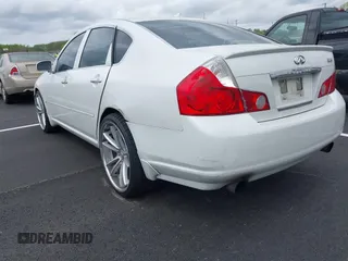 2006 Infiniti M45 Sport with VIN JNKBY01E06M208536, listed as a IAAI auction lot 41907429 with 213,767 mi miles. Bid and sale history available at carsss.com. Image 3.