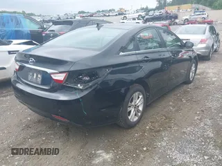 2011 Hyundai Sonata GLS z VIN 5NPEB4ACXBH172493, wystawiony jako IAAI lot #42216016 z przebiegiem 248 304 mil mil oraz . Historia ofert i sprzedaży dostępna na DreamBid. Obrazek 4.