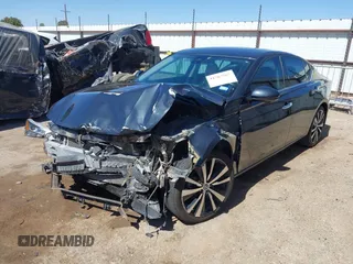 2019 Nissan Altima 2.5 Platinum with VIN 1N4BL4FV1KC148496, listed as a IAAI auction lot 41767567 with 73,473 mi miles. Bid and sale history available at carsss.com. Image 2.