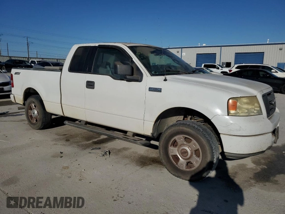 2004 Ford F-150 STX with VIN 1FTRX12W64NA96669, listed as a Copart auction lot 49637555 with 214,900 mi miles and Clean title. Bid and sale history available at DreamBid. Image 4.