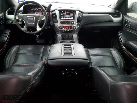2015 GMC Yukon XL SLT with VIN 1GKS1HKC8FR667578, listed as a Copart auction lot 44916135 with 206,872 mi miles and Salvage Title. Bid and sale history available at carsss.com. Image 8.
