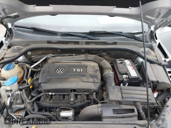 2015 Volkswagen Jetta Sedan 1.8T SE with VIN 3VWD17AJ0FM309503, listed as a IAAI auction lot 42127051 with 223,725 mi miles. Bid and sale history available at carsss.com. Image 10.