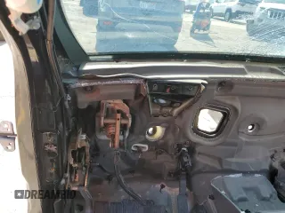 2021 Jeep Grand Cherokee Limited z VIN 1C4RJFBGXMC568259, wystawiony jako Copart lot #55689505 z przebiegiem Nie podano mil oraz Nie do naprawy • Non repairable. Historia ofert i sprzedaży dostępna na DreamBid. Obrazek 9.