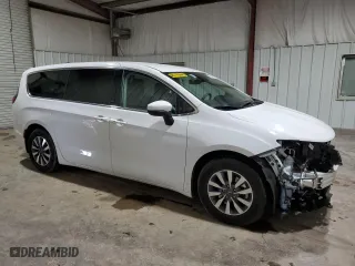 2023 Chrysler Pacifica Hybrid Touring L with VIN 2C4RC1L70PR608758, listed as a Copart auction lot 45183845 with 38,461 mi miles and Salvage Title. Bid and sale history available at carsss.com. Image 4.