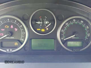 2005 Land Rover LR3 SE with VIN SALAE25475A318916, listed as a IAAI auction lot 42103237 with 216,795 mi miles and . Bid and sale history available at DreamBid. Image 7.